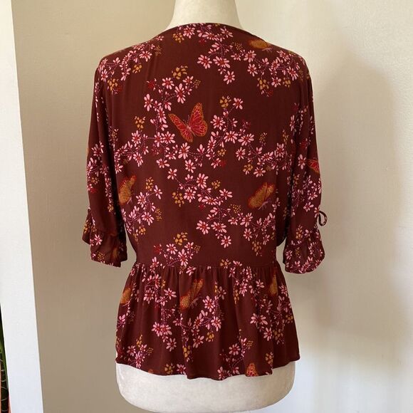 Madewell Crimson Tie-Sleeve Wrap Top in Butterfly Sanctuary Size 8 - Picture 7 of 15